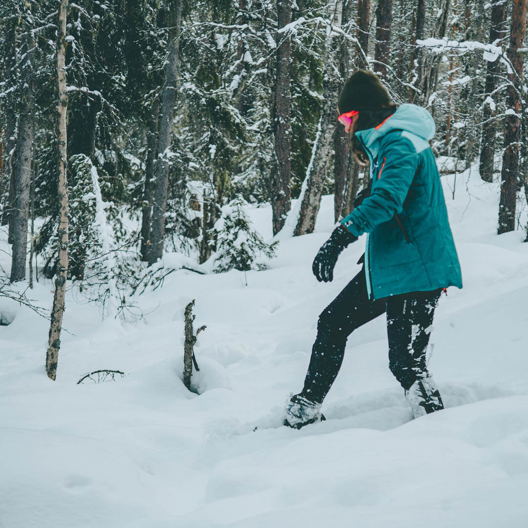 Snowshoeing-Adventure-Into-North